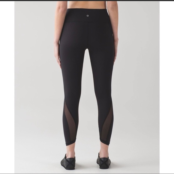 Lululemon Featherlight tight - Picture 2 of 2